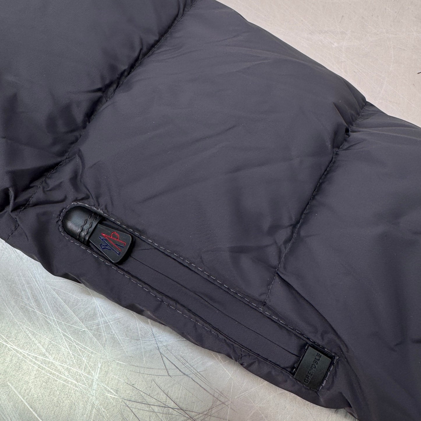 MNCLR GRENOBLE BLACK NYLON HINTERTUX DOWN JACKET