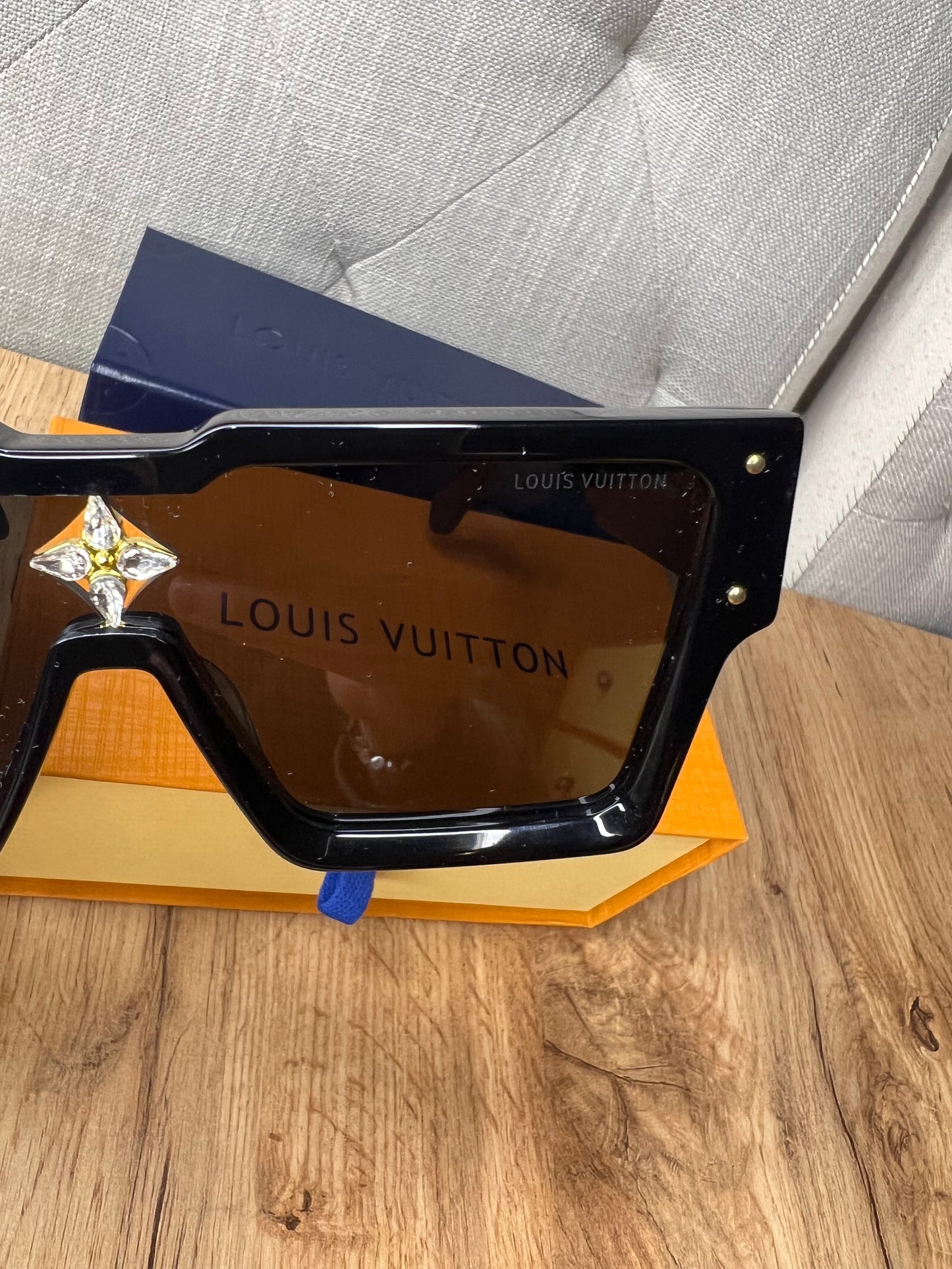 LV STAR SUNGLASSES