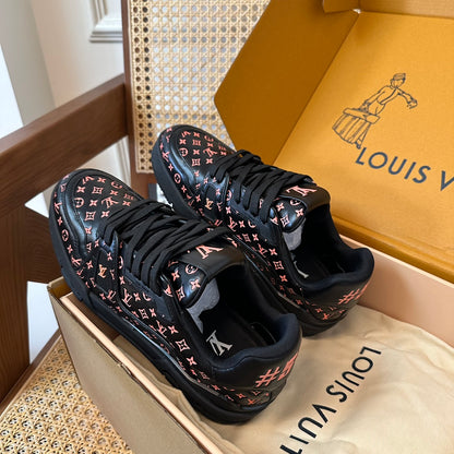 LV TRAINER SNEAKER LIGHT