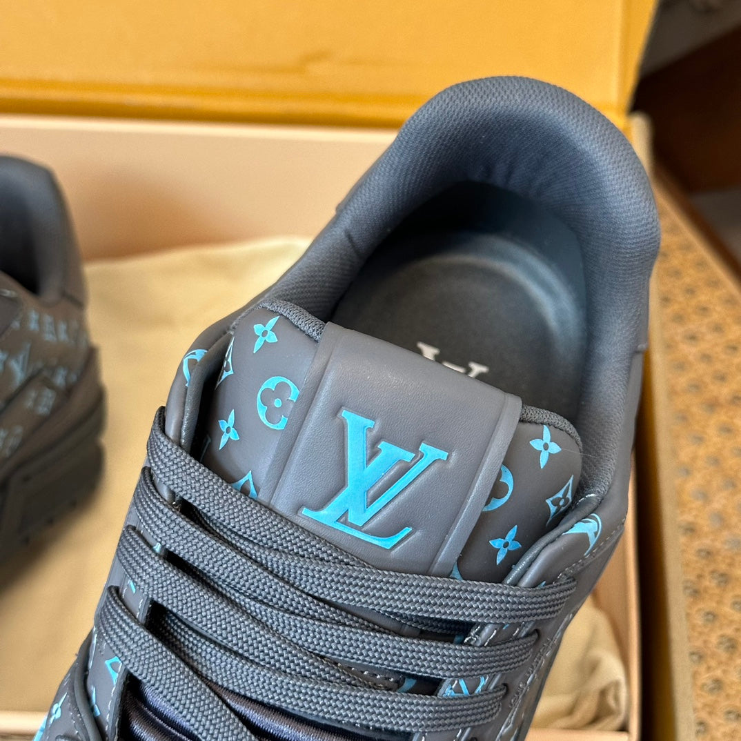 LV TRAINER SNEAKER LIGHT