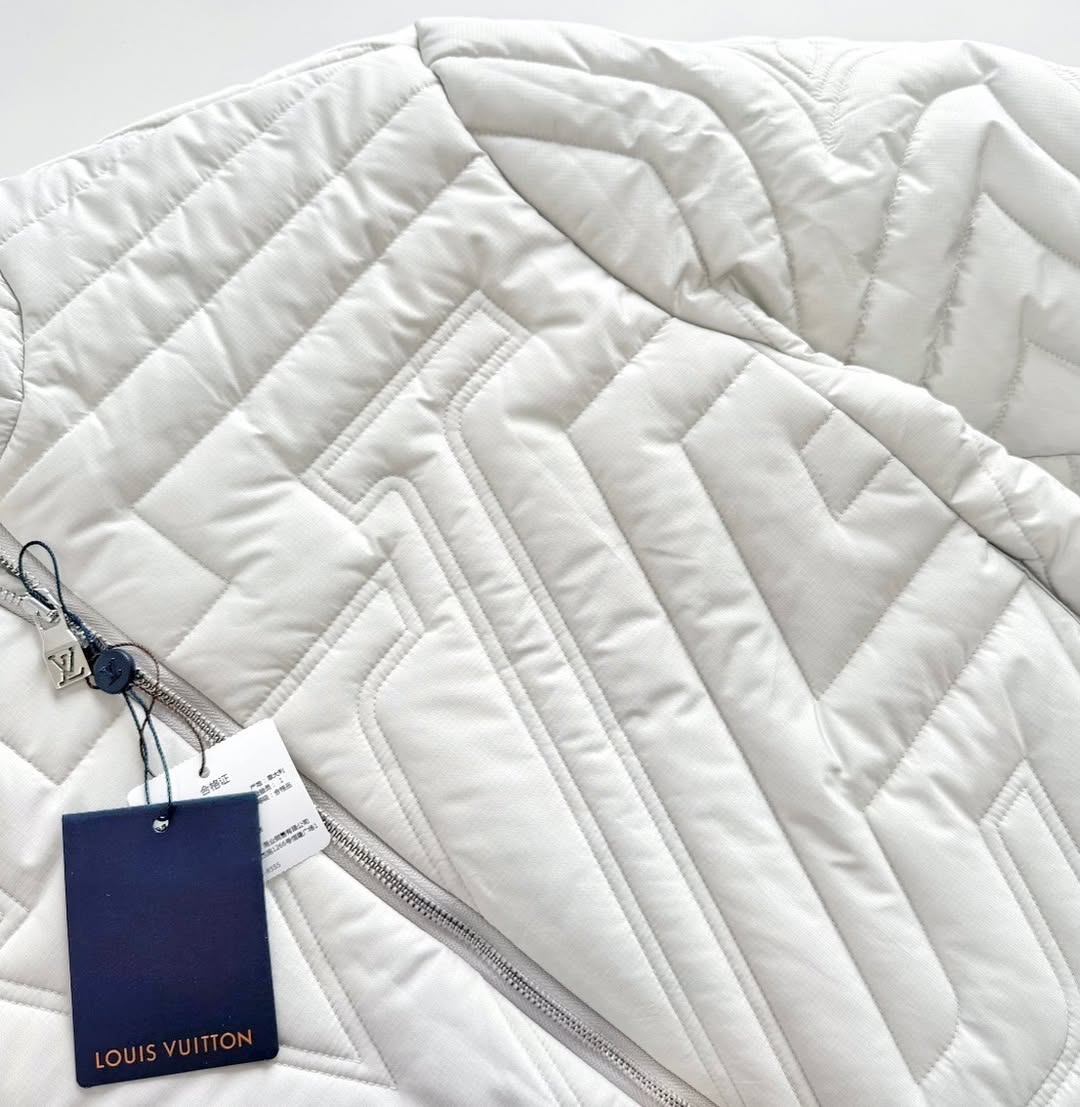 Lv Puffer Jacket White
