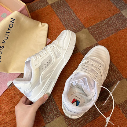 LV TRAINER SNEAKER