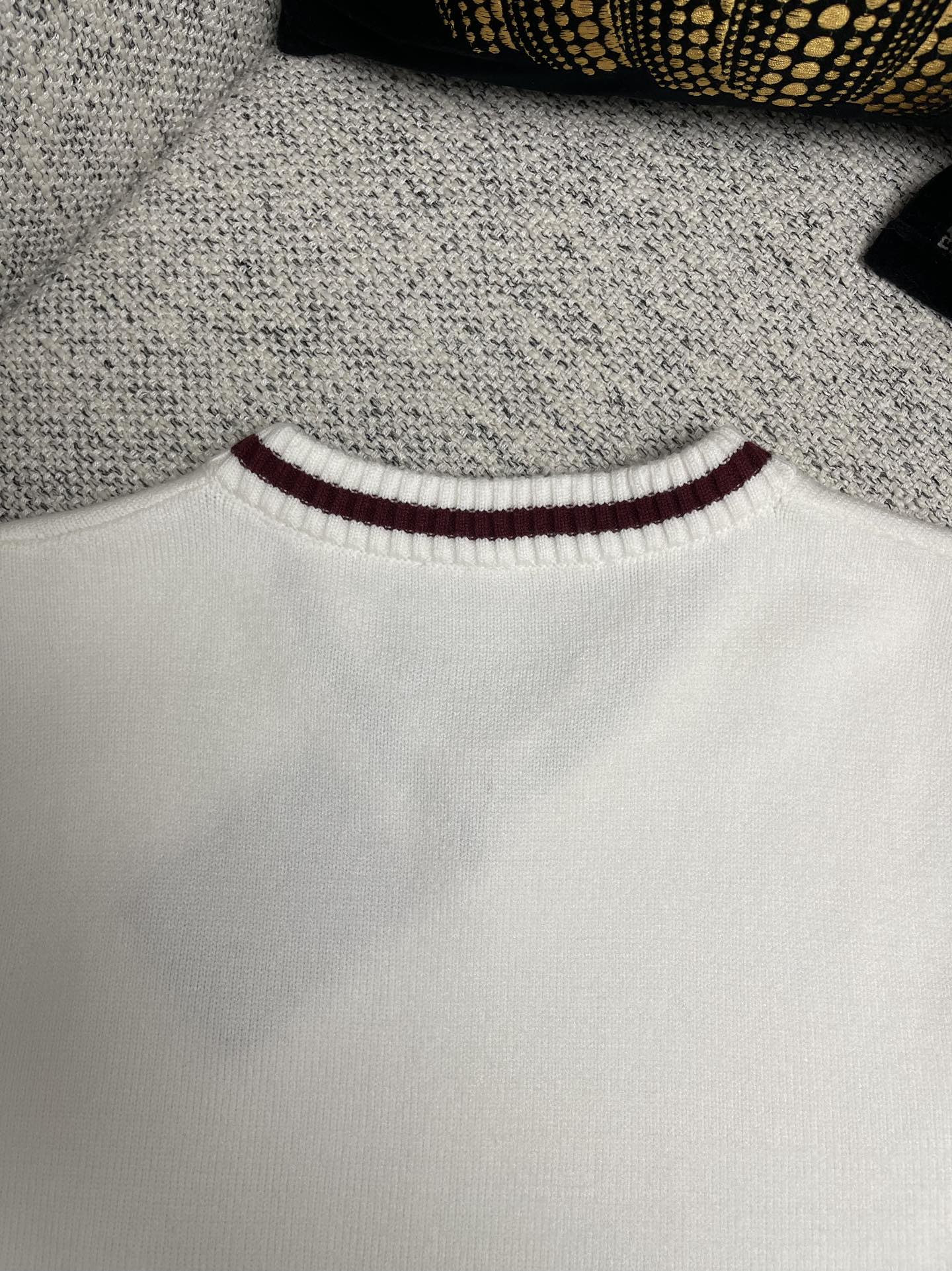 Lv Sleevless Shirt