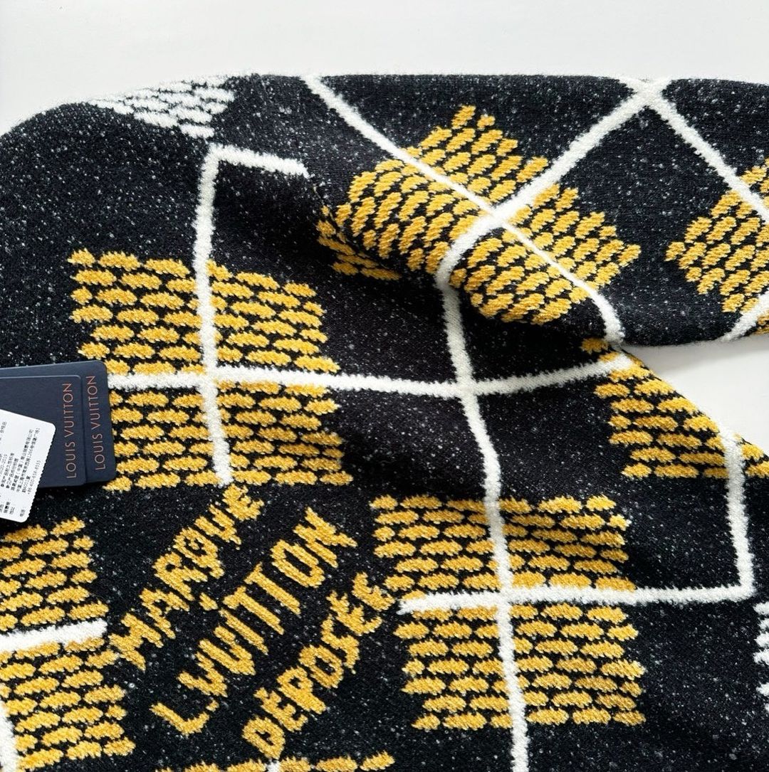 Lv Monogram Signature Sweater