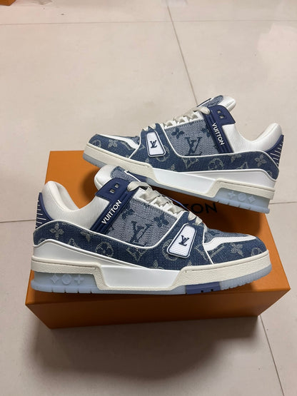 LV TRAINER SNEAKER