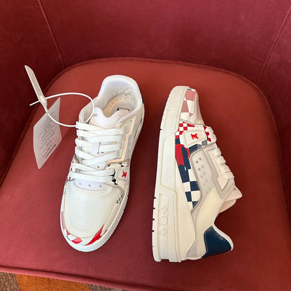 LV TRAINER SNEAKER