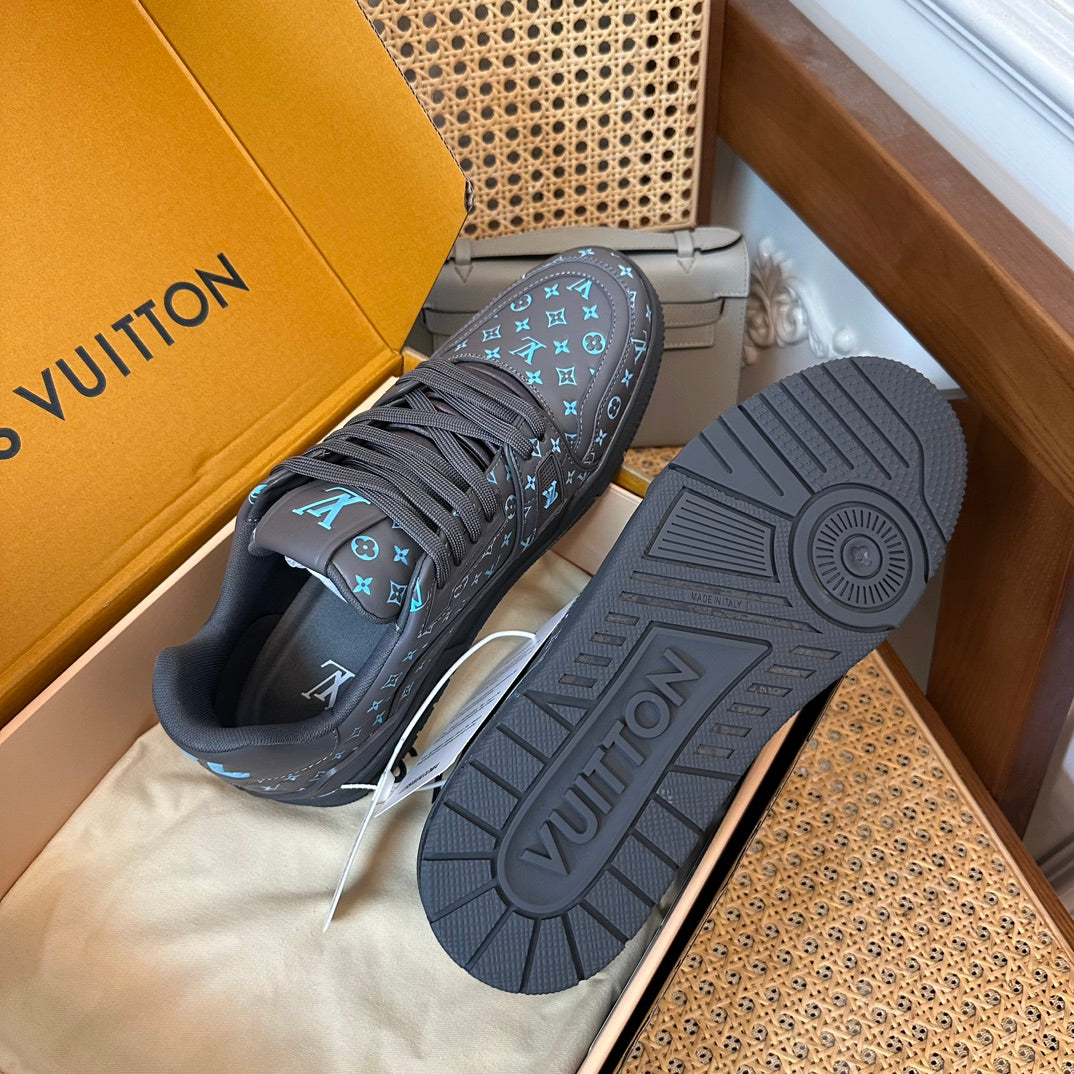 LV TRAINER SNEAKER LIGHT