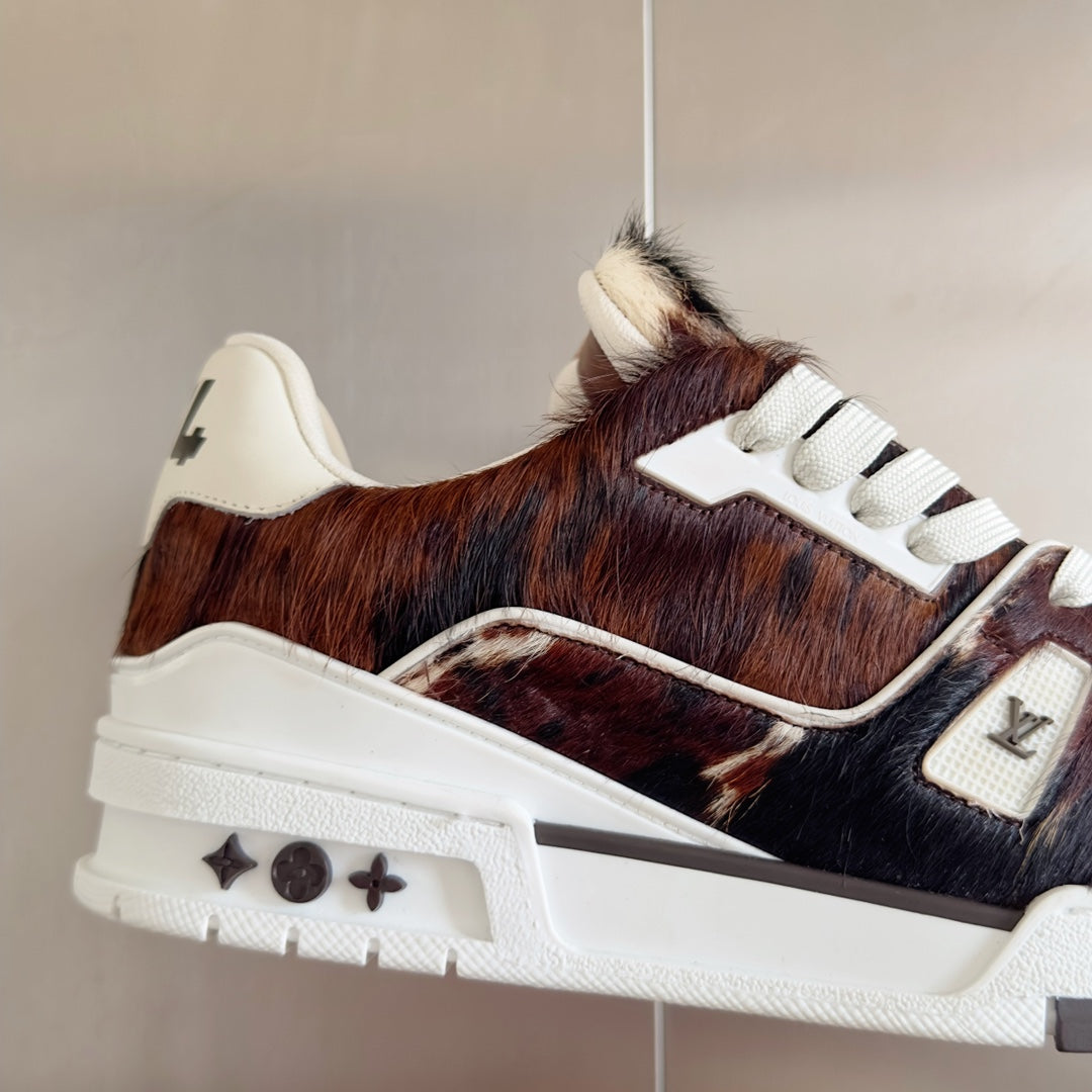 LV TRAINER SNEAKER Pony Style