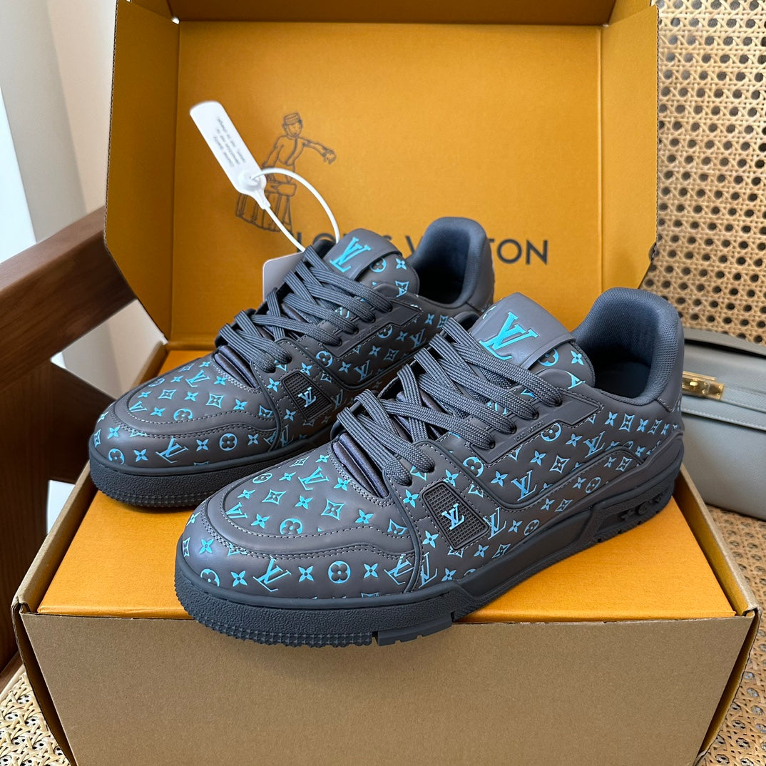 LV TRAINER SNEAKER LIGHT