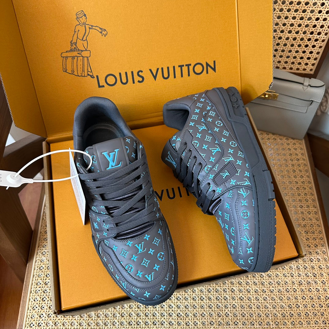 LV TRAINER SNEAKER LIGHT