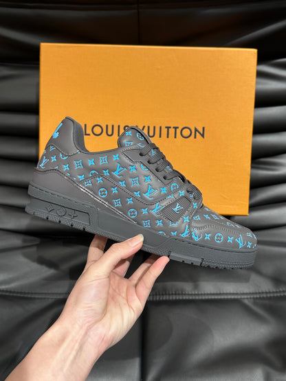 LV TRAINER SNEAKER LIGHT