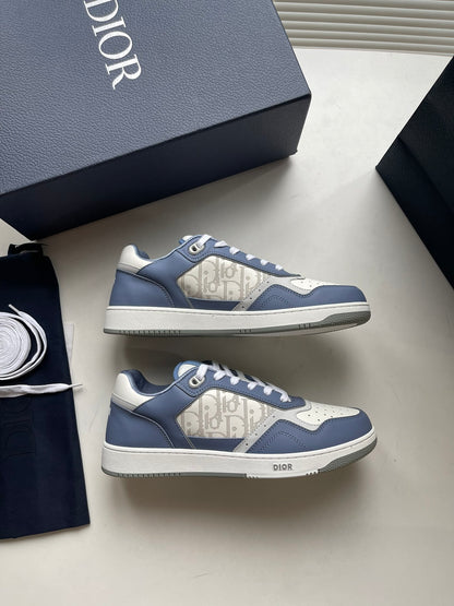 CD B27 Low-Top Sneaker