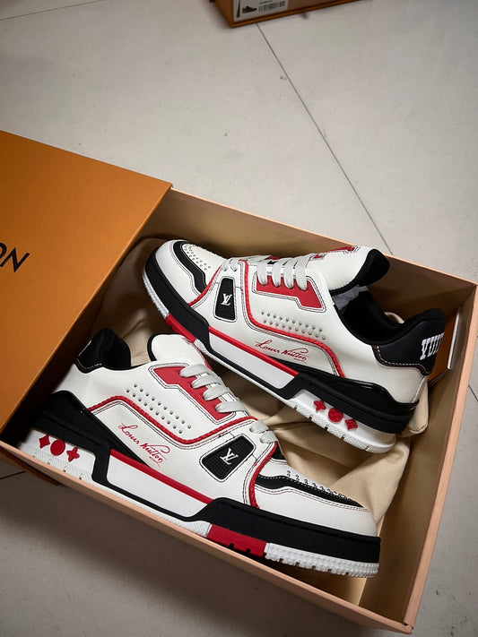 LV TRAINER SNEAKER