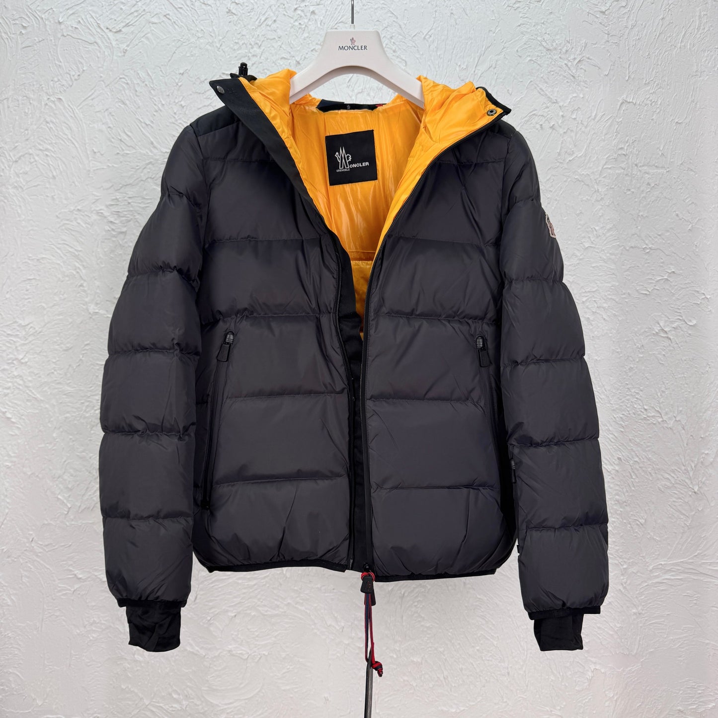 MNCLR  GRENOBLE BLACK NYLON HINTERTUX DOWN JACKET