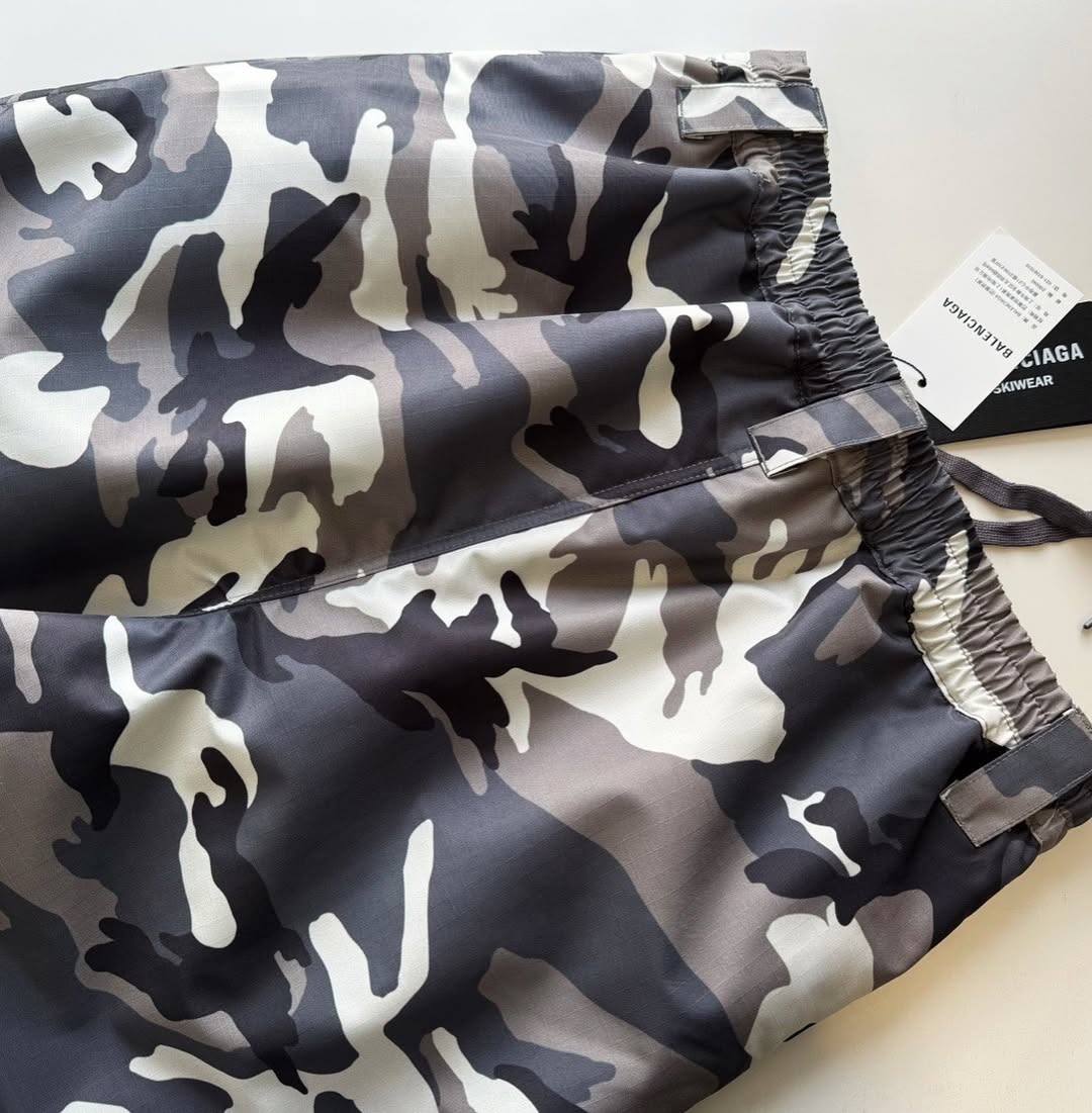 BALE MEN'S CAMO SKI PANTS IN GREY