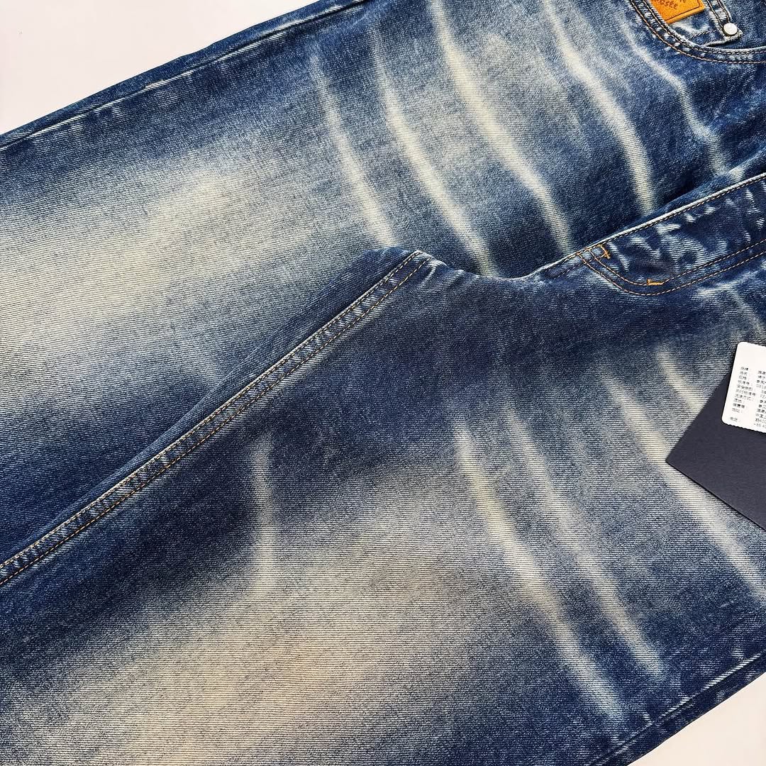 Lv Sunfaded Effect Denim Skate Pants