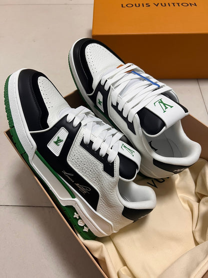 LV TRAINER SNEAKER