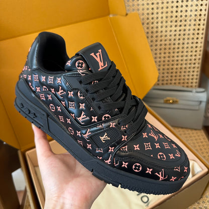 LV TRAINER SNEAKER LIGHT