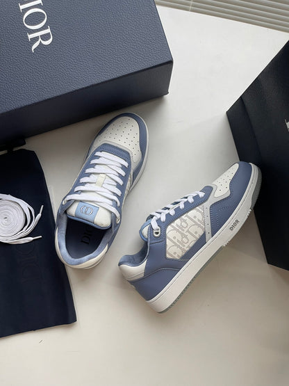 CD B27 Low-Top Sneaker