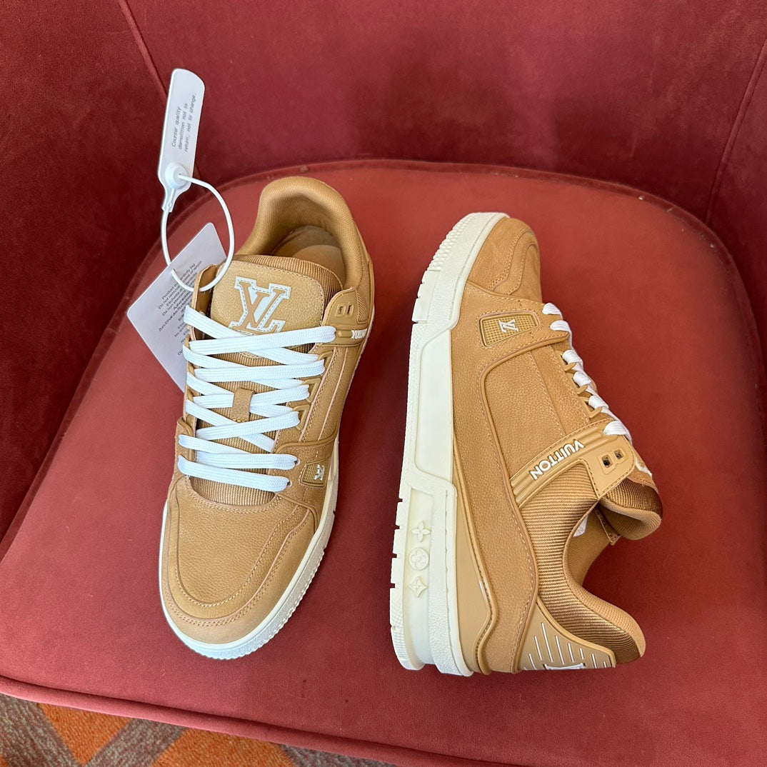 LV TRAINER SNEAKER