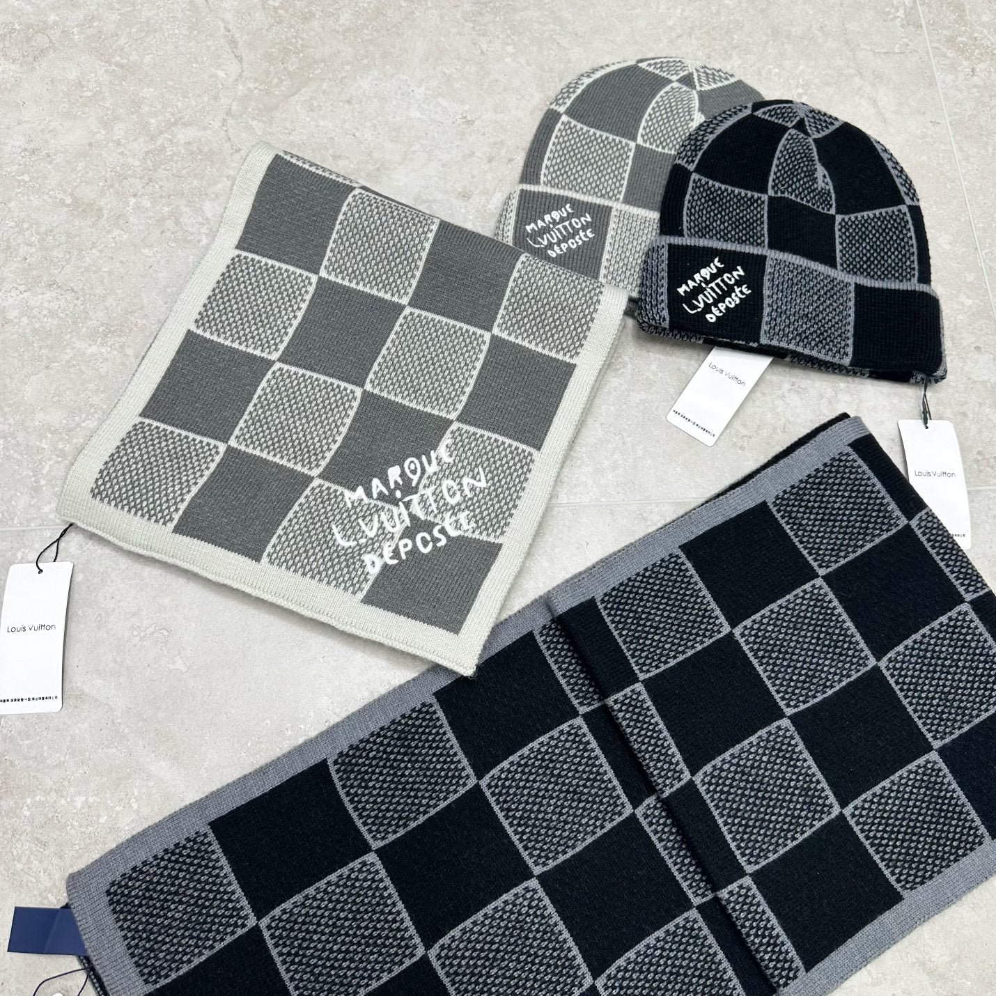 Lv Damier Heritage Scarf & Beanie