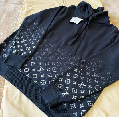 LV monogram sweater black white