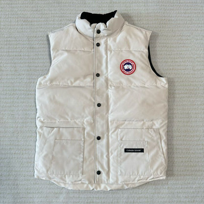 Canada G Vest
