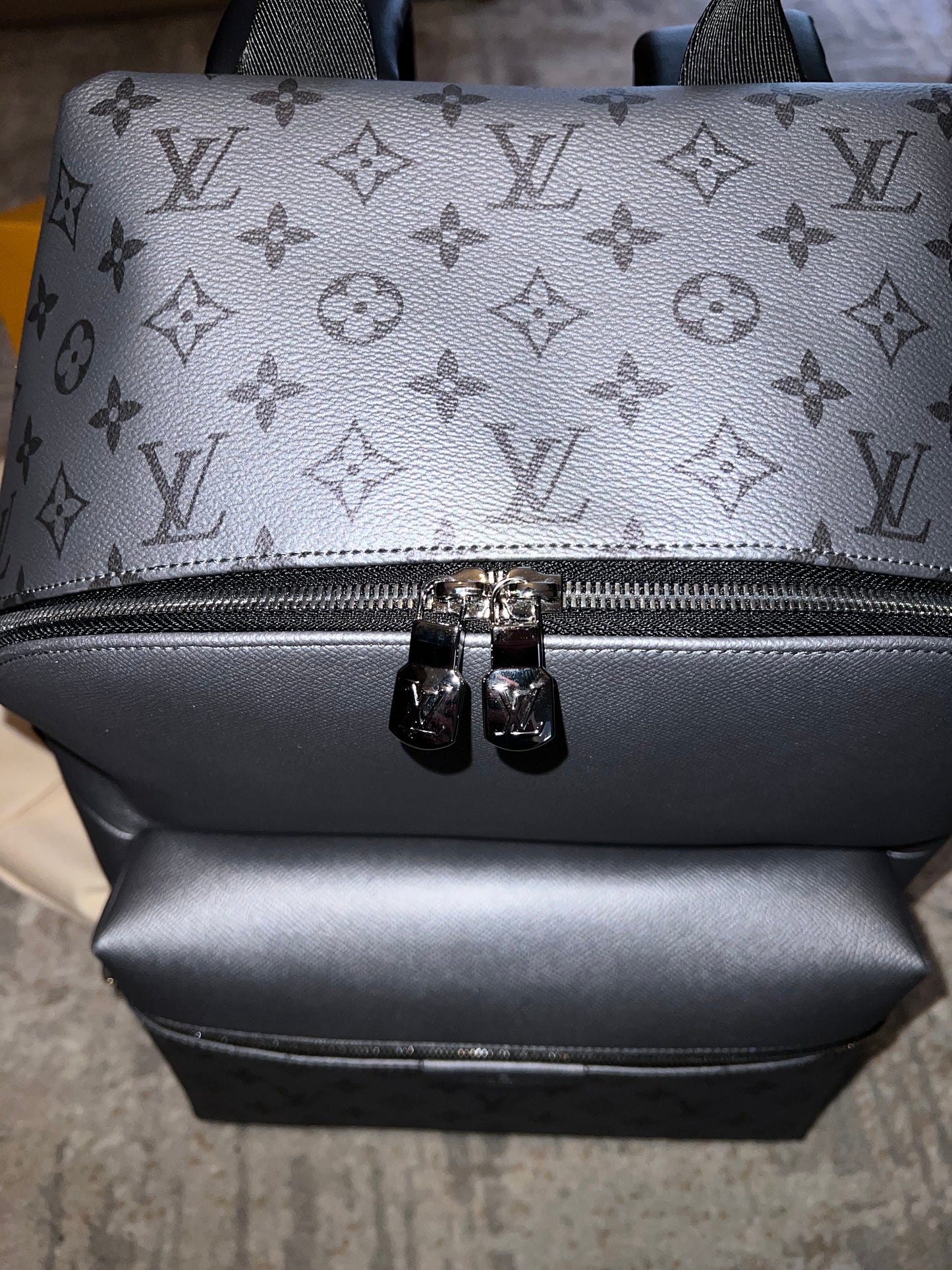 LV Discovery PM BackPack Silver