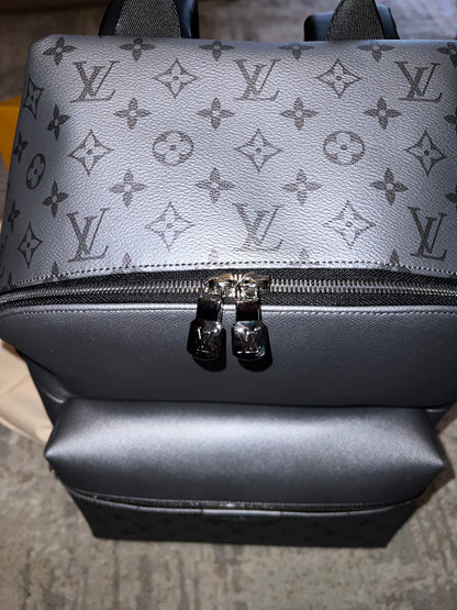 LV Discovery PM BackPack Silver