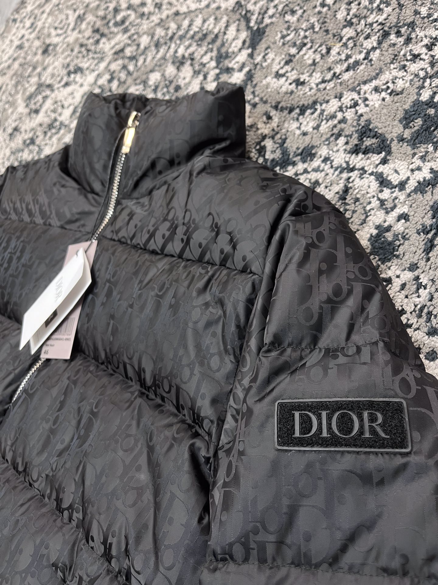 CD OBLIQUE DOWN JACKET BLACK TECHNICAL