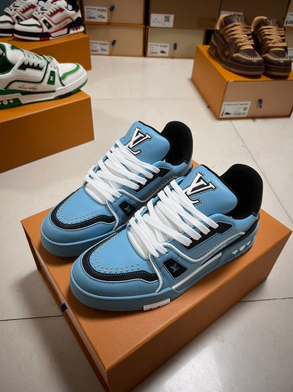LV TRAINER SNEAKER