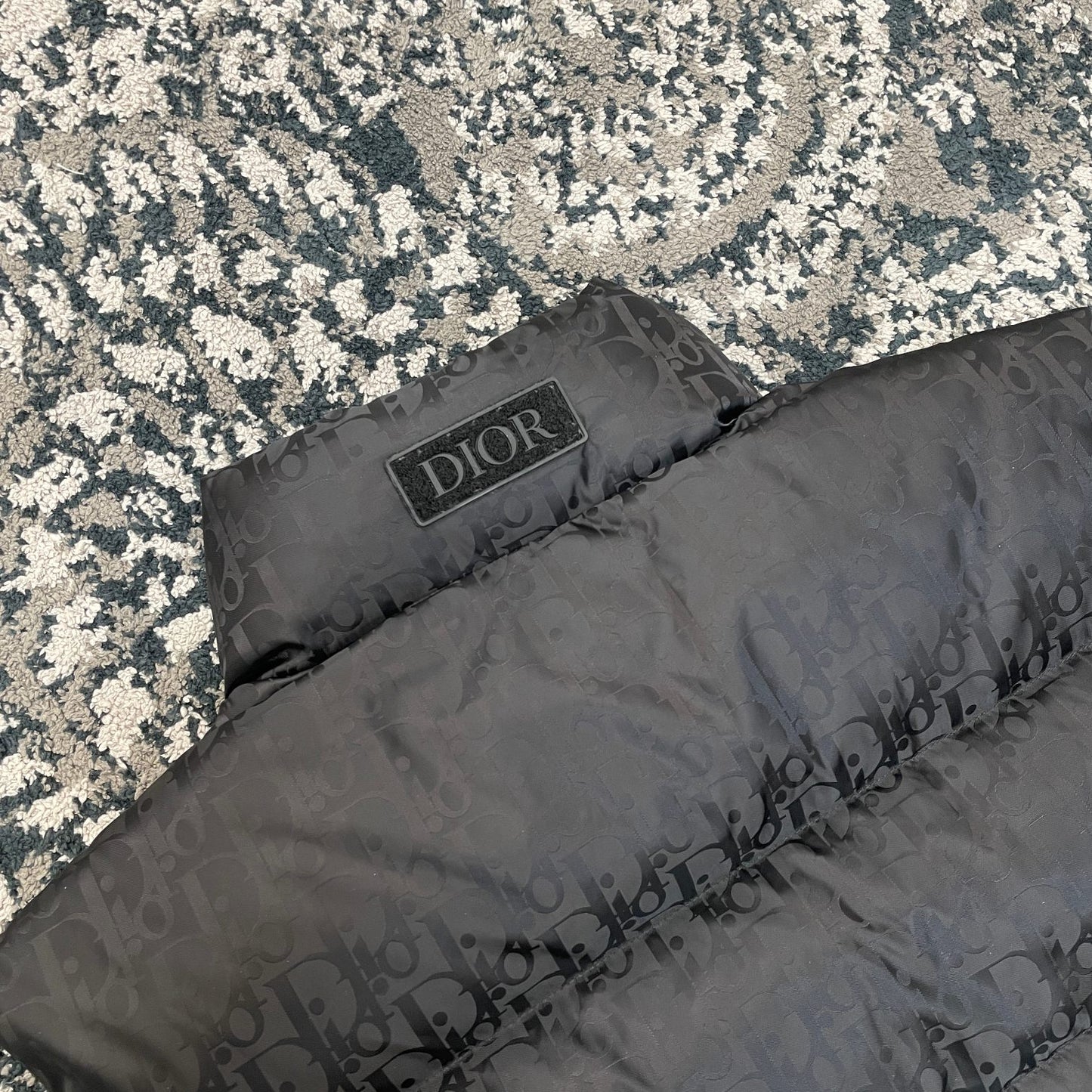 CD OBLIQUE DOWN VEST TECHNICAL BLACK