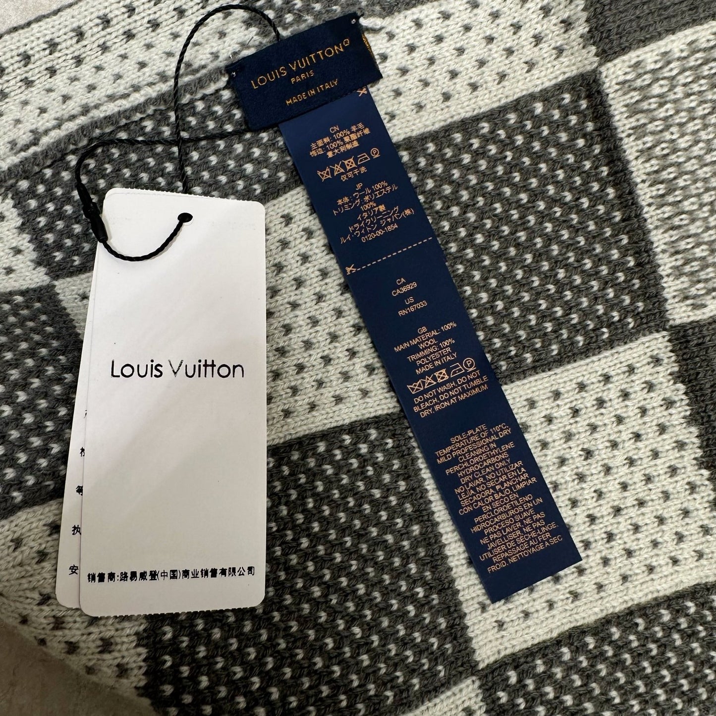Lv Damier Heritage Scarf & Beanie
