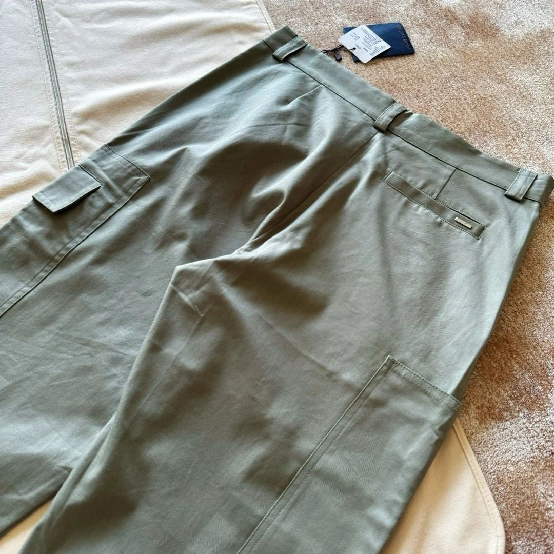 Lv Signature Cotton Cargo Pants