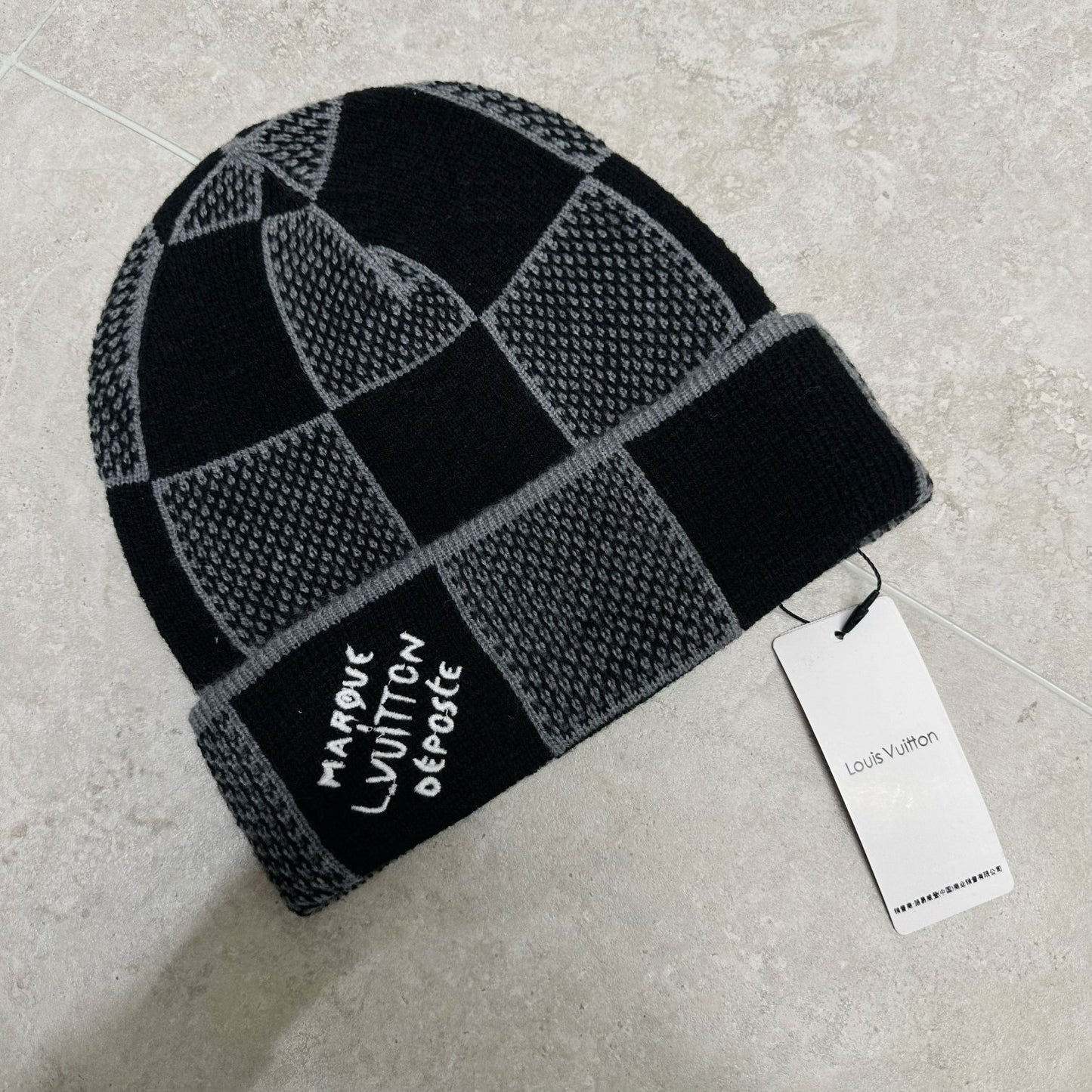 Lv Damier Heritage Scarf & Beanie