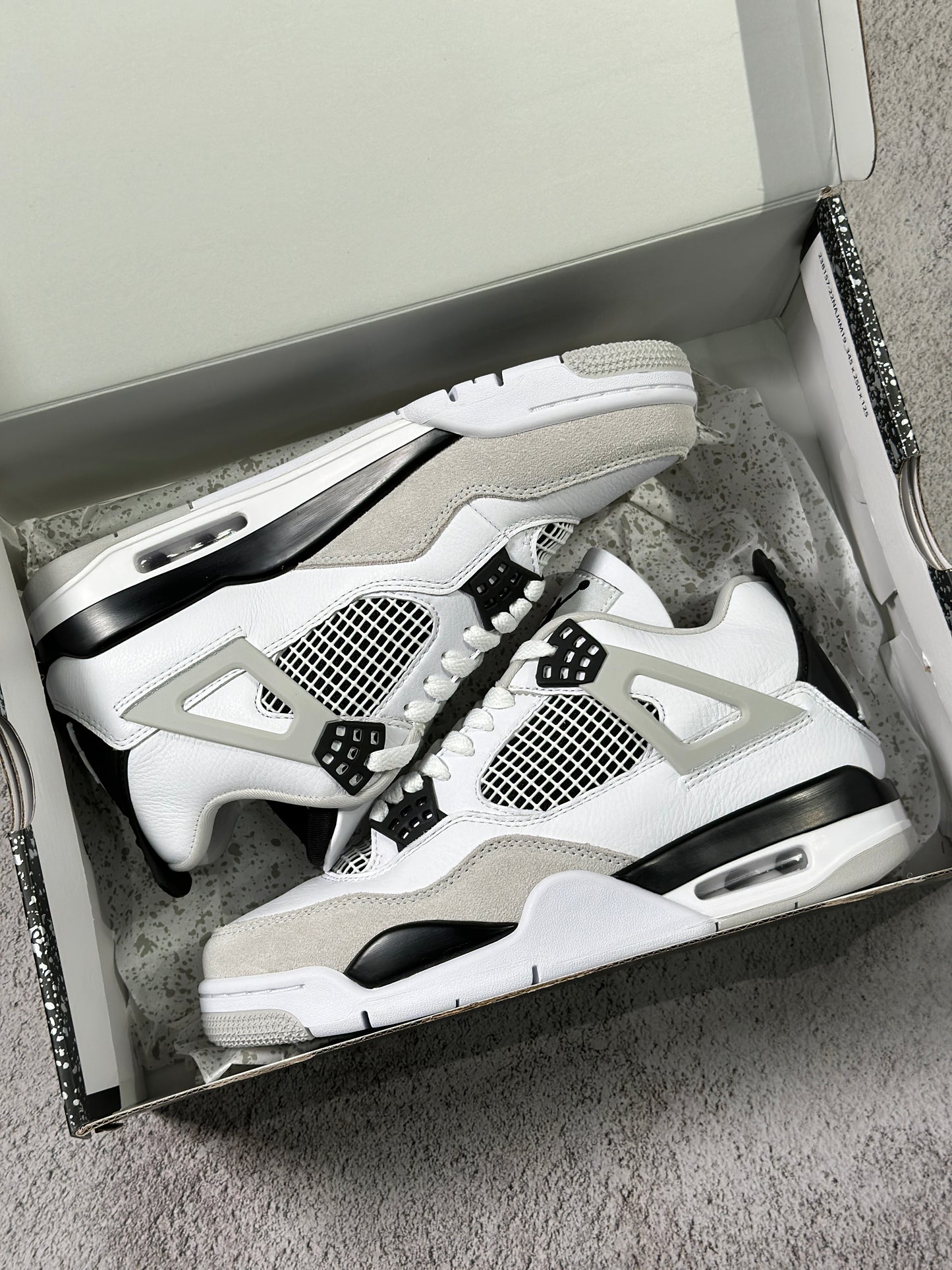 Air Jordan 4 Retro Military Black