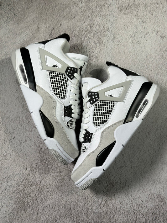 Air Jordan 4 Retro Military Black