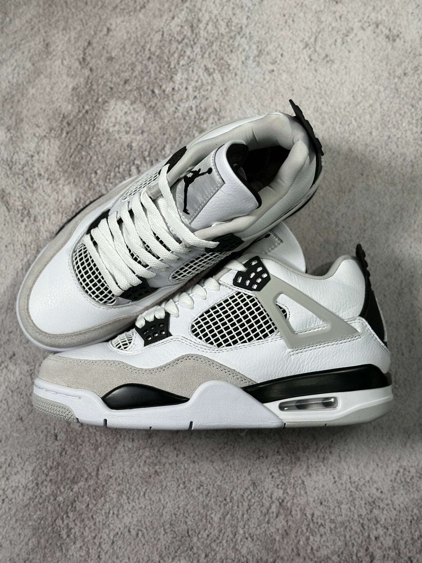 Air Jordan 4 Retro Military Black
