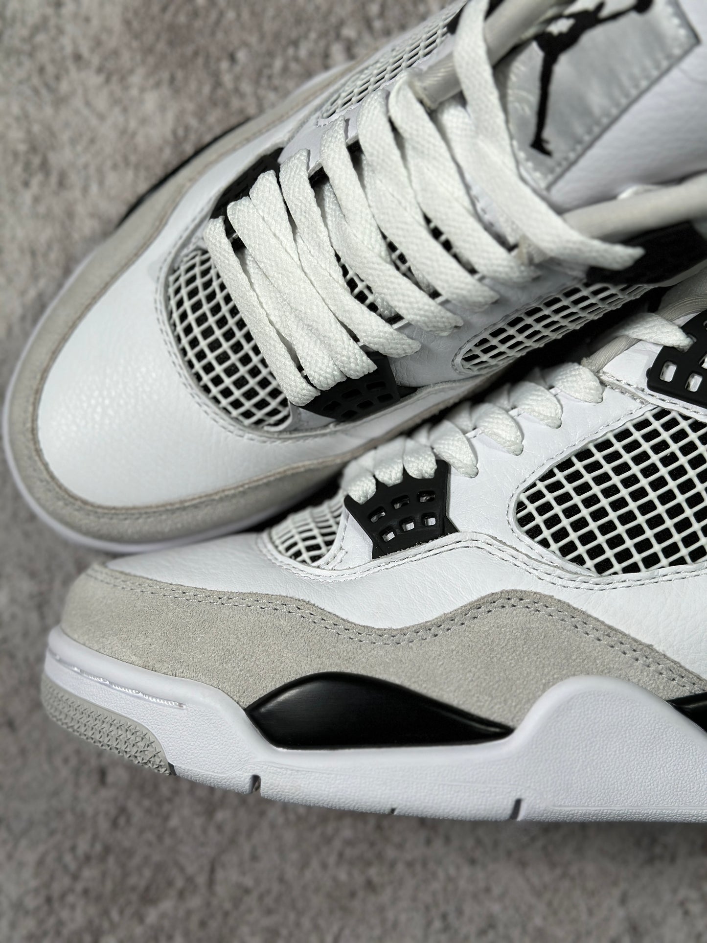 Air Jordan 4 Retro Military Black