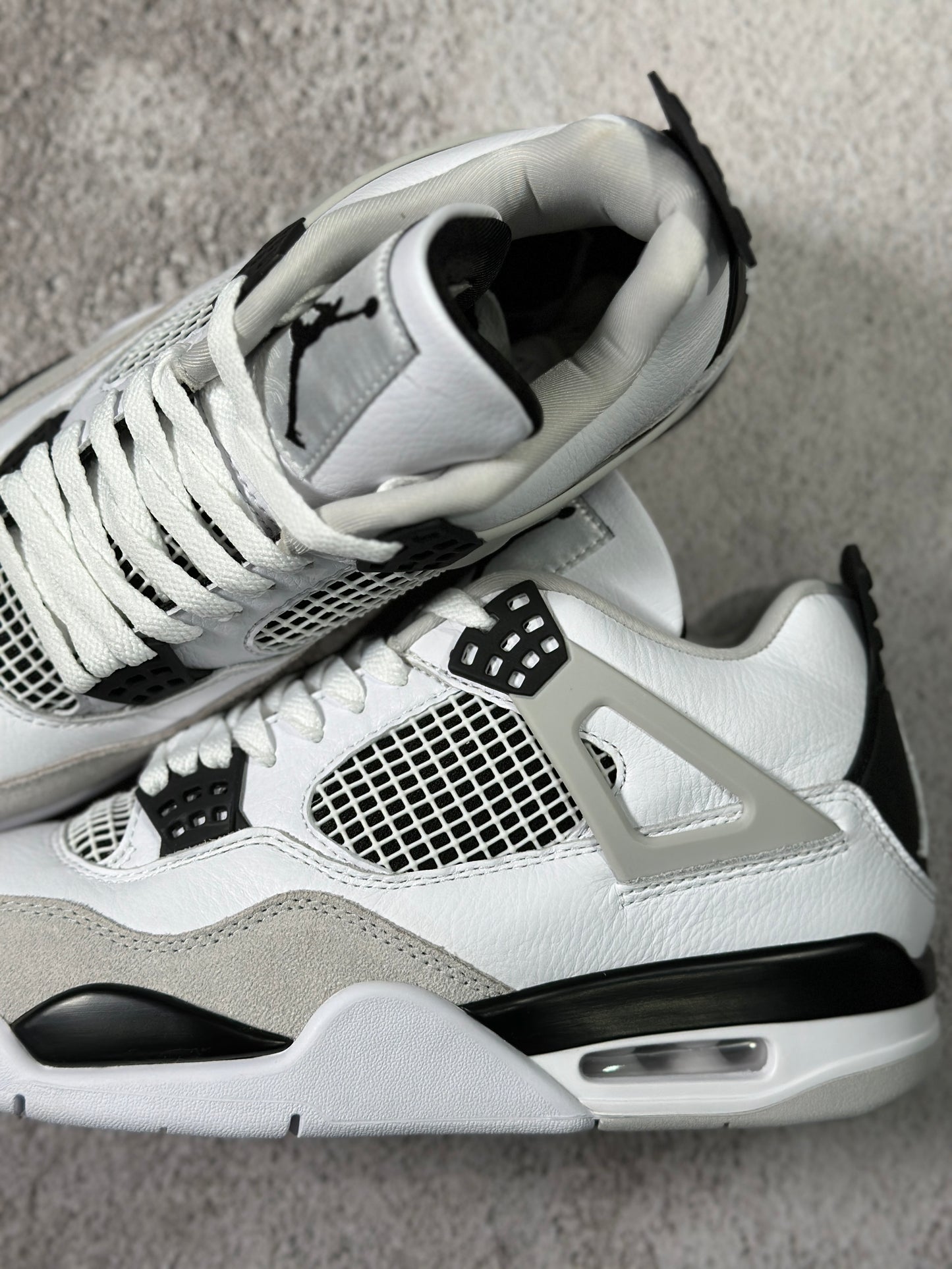 Air Jordan 4 Retro Military Black