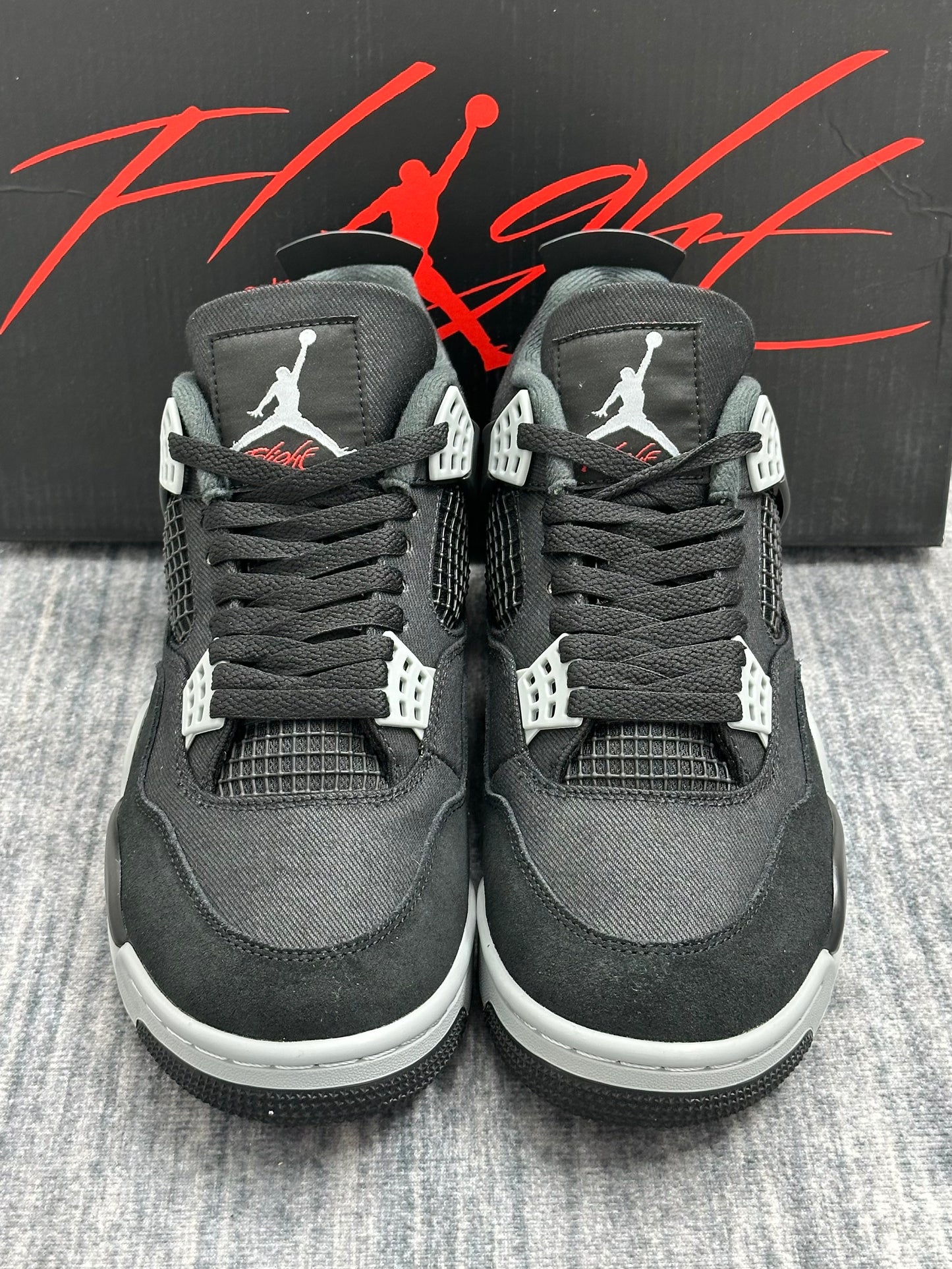 AJ4 BLACK CANVAS