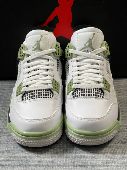 AJ4 Seafoam