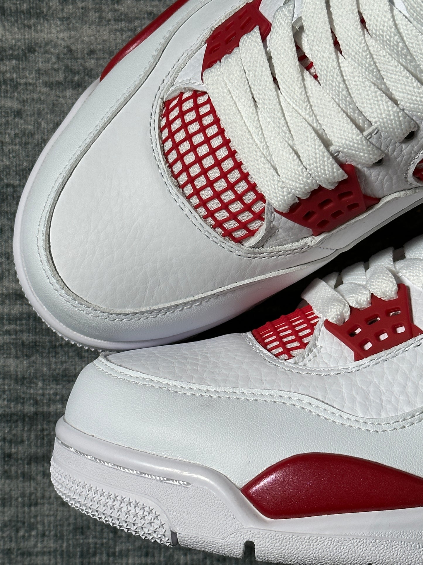 AJ4 White RED