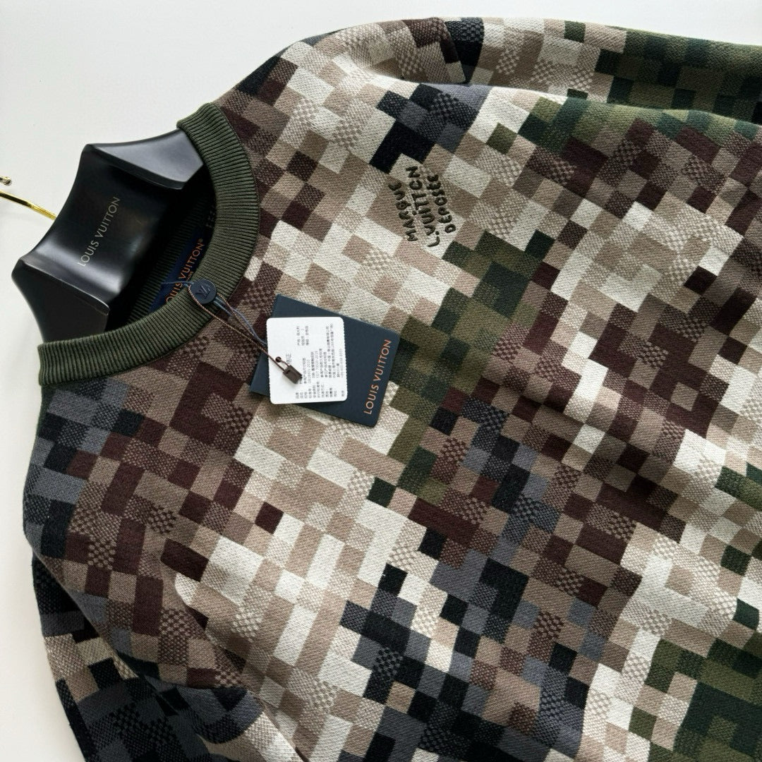 Lv Cotton Military Crewneck